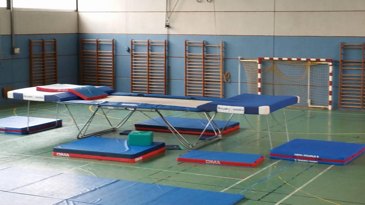 Trampoline