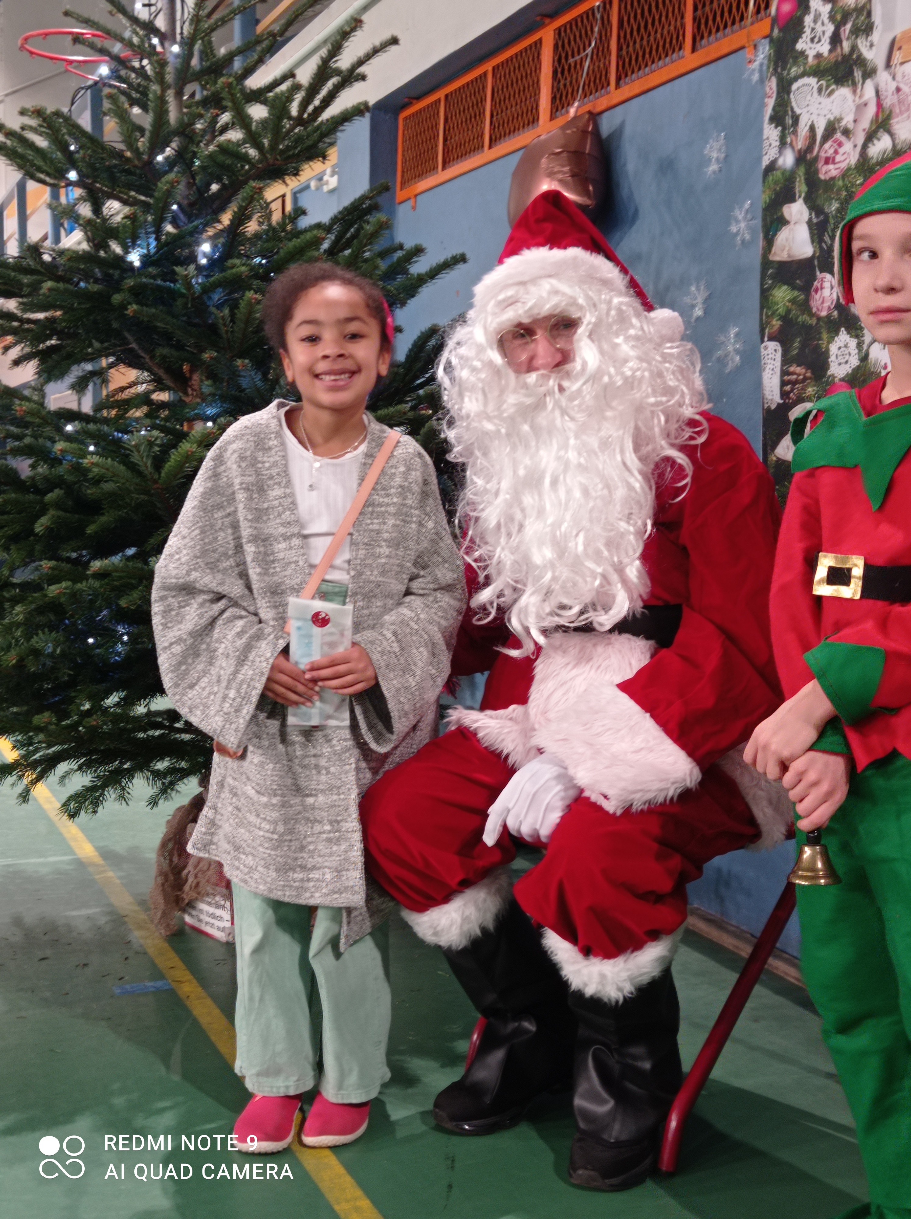 Père Noël et Inaya