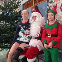 Père Noël et Carmella